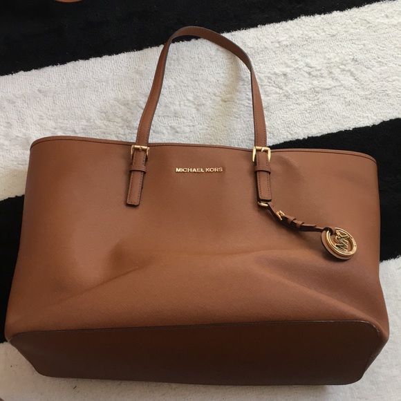 Michael Kors jet set laptop tote bag - Picture 4 of 11